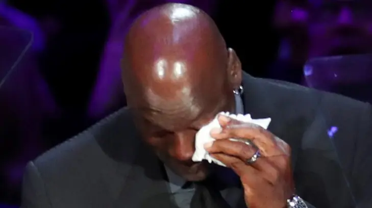 Michael Jordan rompe en llanto al recordar a Kobe Bryant