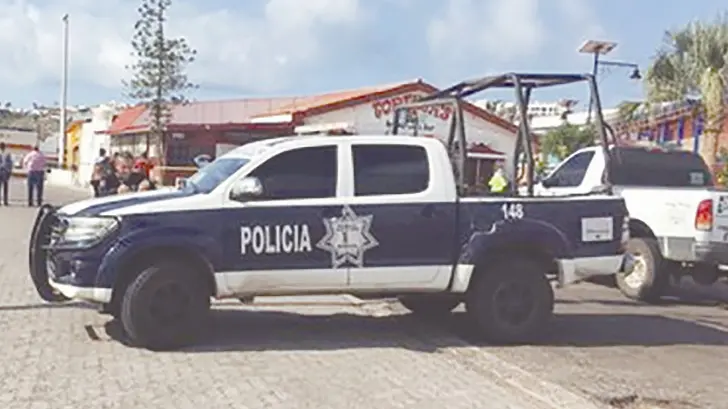 Aprovechan la madrugada para robar negocio en la carretera a Ures