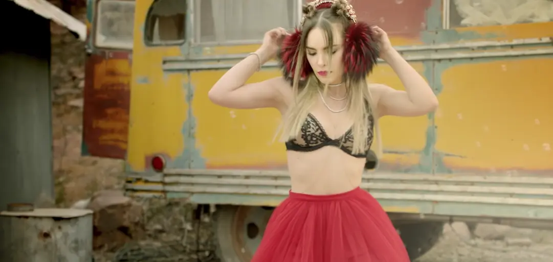 Filtran Bailalo, video musical de Belinda