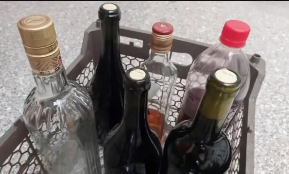 Mueren 42 tras beber alcohol adulterado en Puebla