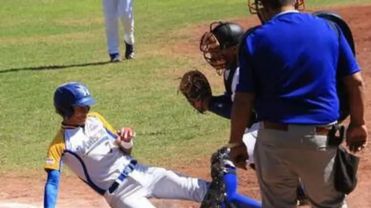 Continúan los juegos clandestinos de beisbol en Hermosillo