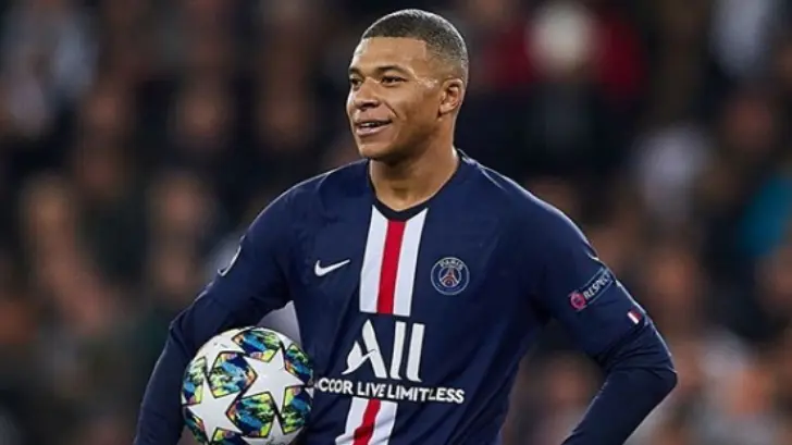 Renueva ya o se va vendido: Presidente del PSG sobre Mbappé