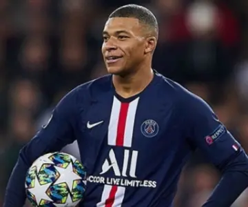 Renueva ya o se va vendido: Presidente del PSG sobre Mbappé