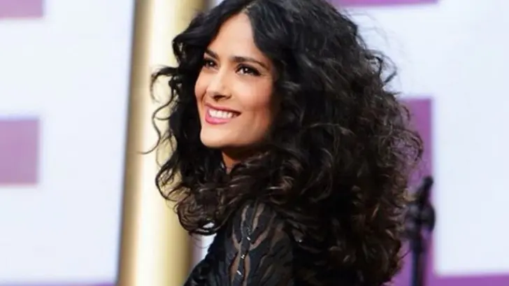 VIDEO | Salma Hayek lanza mensaje contra la violencia de género