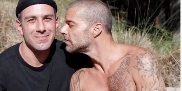 Critican a Ricky Martin por aparecer en video de Residente