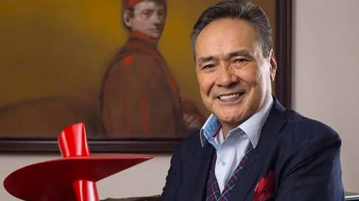 Esposa de Yoshio pide no culpar a su asistente de contagiarle