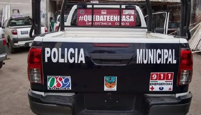 Clamaba auxilio pues su esposo amenazaba con matarlos