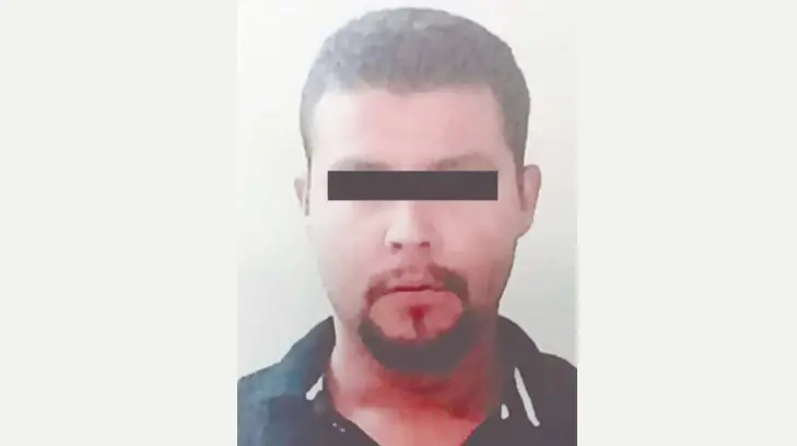 Hombre intenta quemar a su esposa e hijos en SLRC
