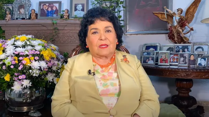 Carmen Salinas empieza a mostrar pequeña mejoría
