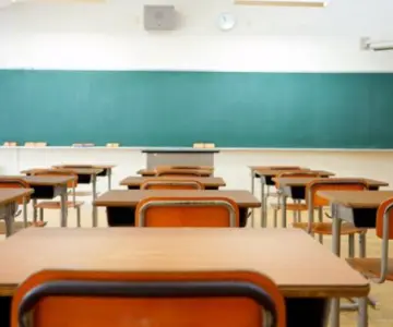 SEP reduce días de clase y amplía vacaciones en el ciclo escolar 2025-2026