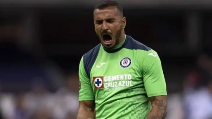 ‘Chaco’ Giménez se lleva a un jugador de Cruz Azul a Cancún