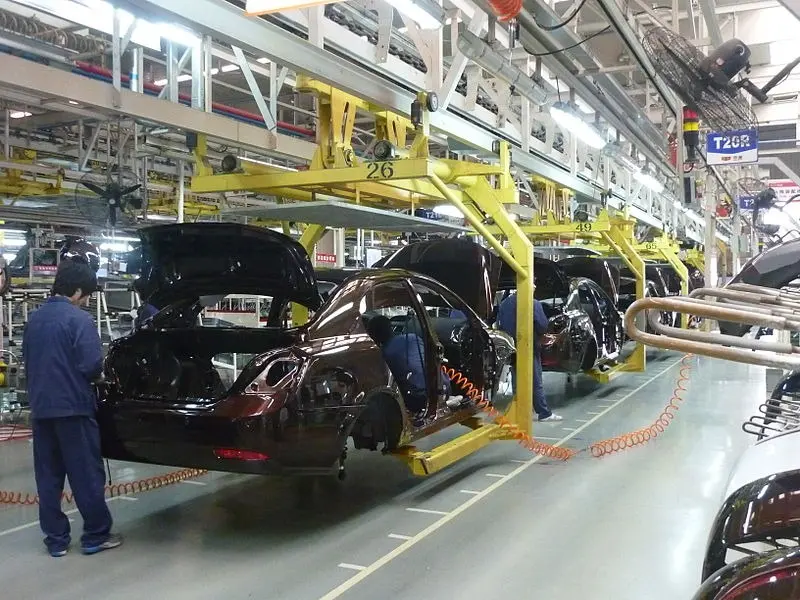 Producción automotriz crece 14% en el primer semestre del año: Inegi