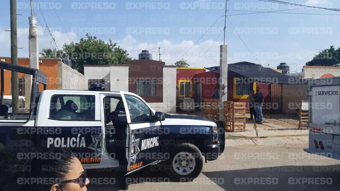 Entre tres hombres levantan a mujer en Hermosillo y huyen con ella