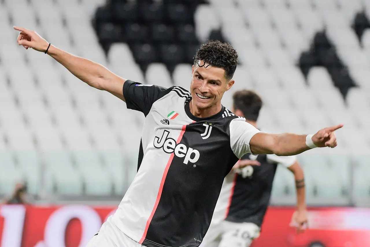 Juventus acaricia noveno ’Scudetto’ en fila