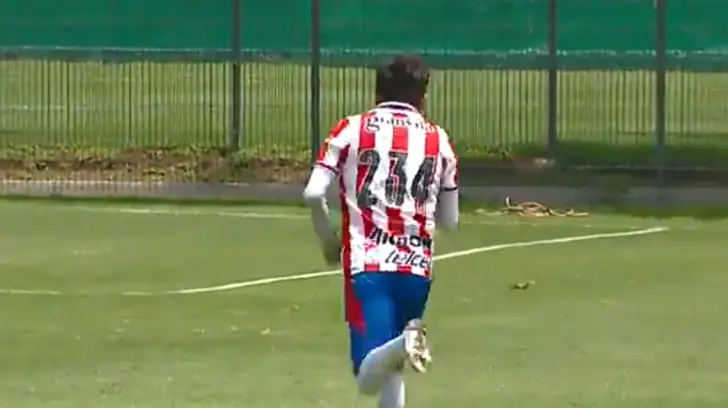 VIDEO | Debutó Carlos Salcido Jr. con la Sub-17 del Guadalajara