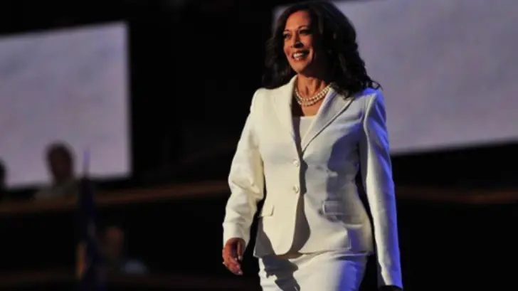 Demócratas eligen a Kamala Harris como candidata a vicepresidenta