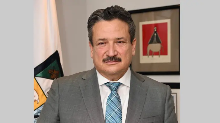 Isssteson tiene nuevo director: Martín Nava Velarde