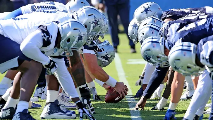 Dallas, con su cuarto quarterback ante Steelers