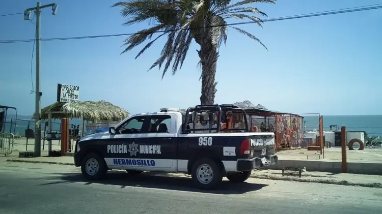 Antonio N fue detenido en las calles Mar de Cortez y Wellington, en el área de palapas. (Especial)