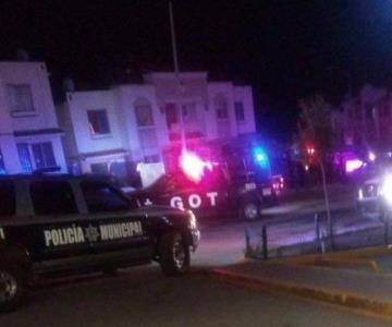 Localizan a bebé enterrada en el patio de una casa