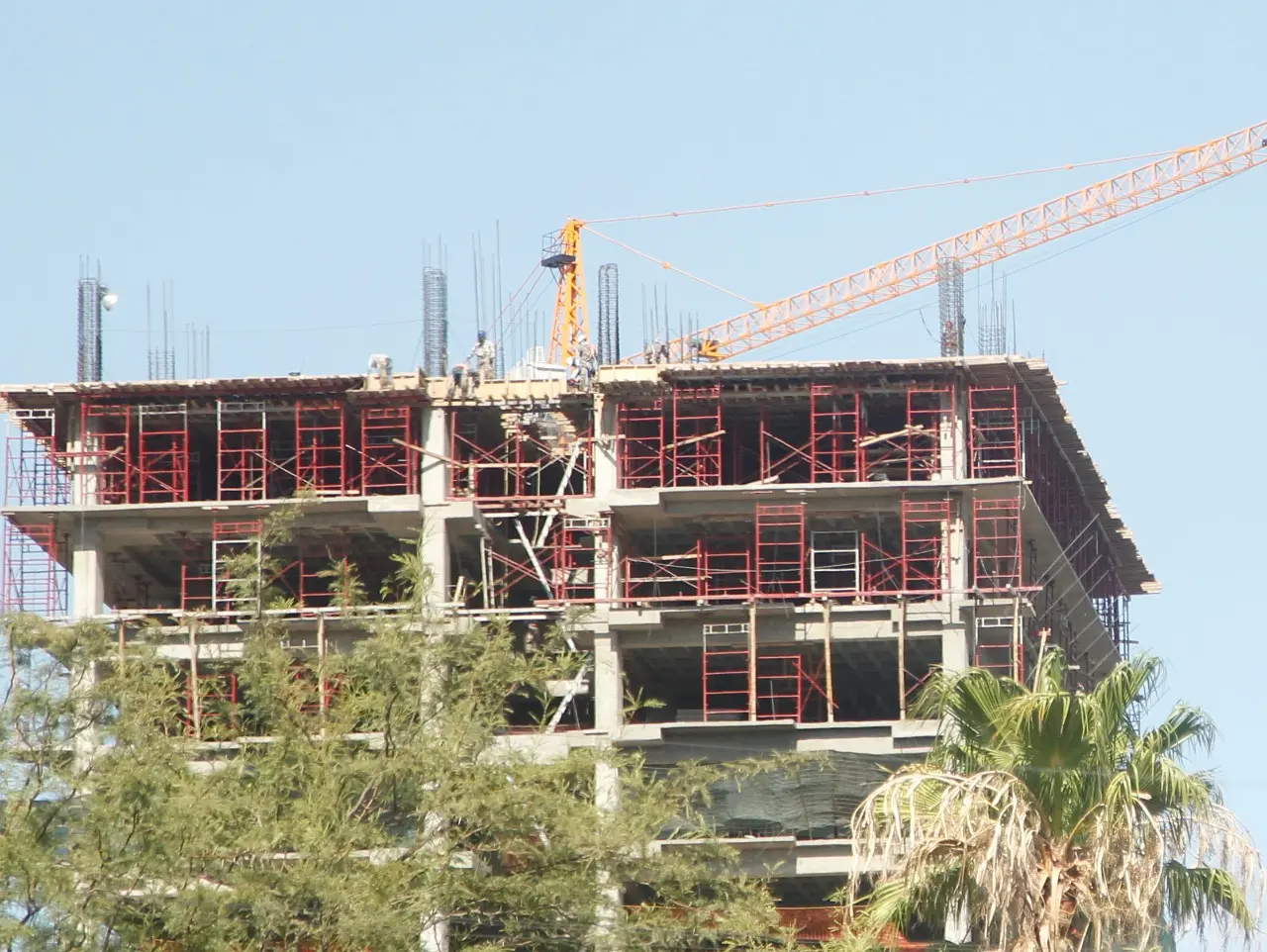 Construcción estatal soporta mala racha nacional