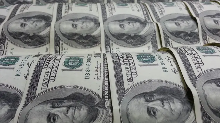 El dólar se cotiza en 18.64 pesos. (Foto: Especial / EXPRESO)