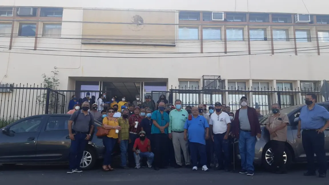 Extrabajadores de Ferrocarriles Nacionales exigen su liquidación