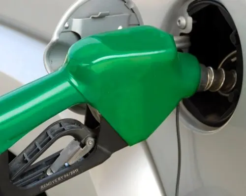 Profeco revela trucos para ahorrar gasolina: importa cuándo y cómo cargas