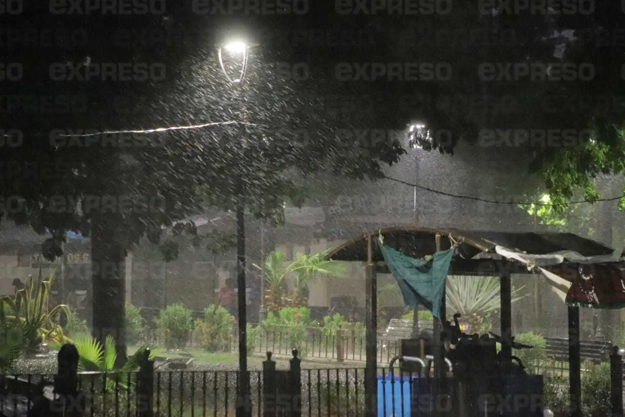 Fuertes vientos se adentran a Hermosillo; ¿lloverá esta noche?