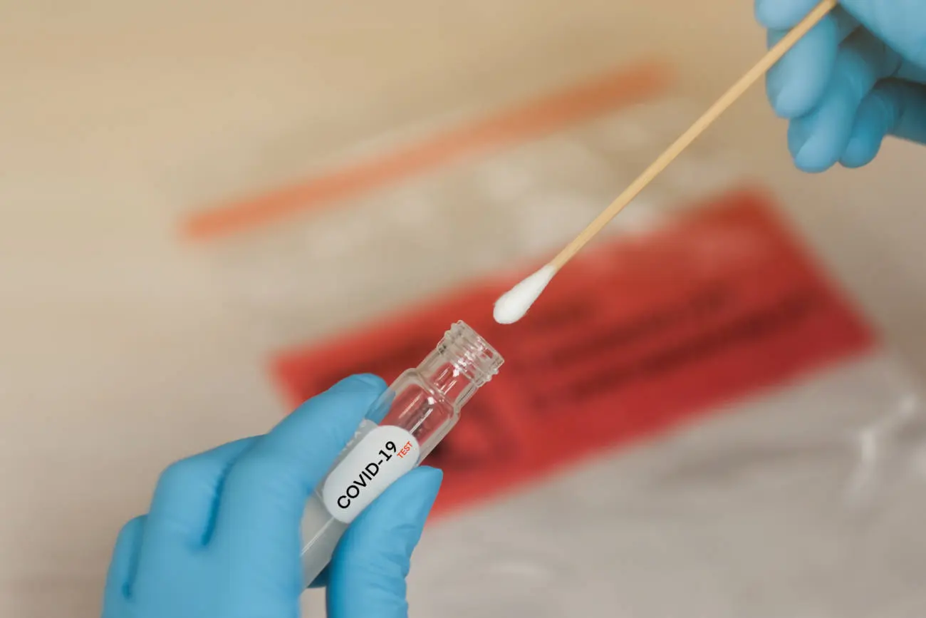 Autoriza FDA prueba portátil de coronavirus