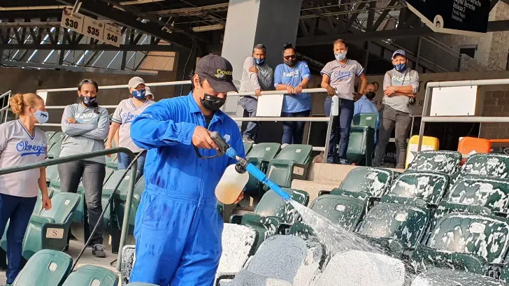 Sanitizan estadio Yaquis de cara al arranque de la LMP