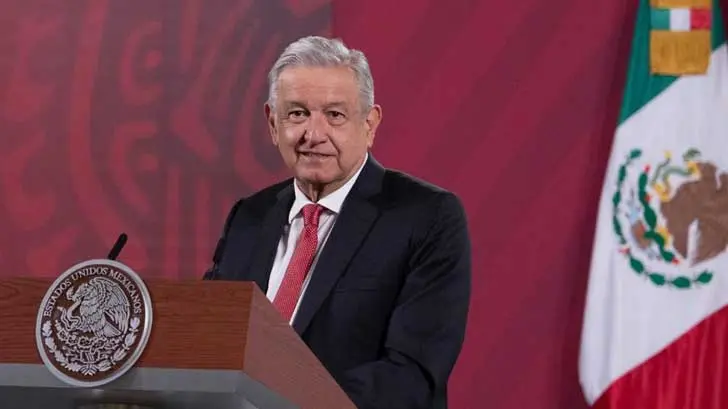AMLO busca destinar créditos para producción de energía limpia en México