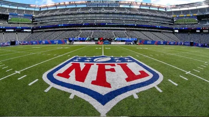 Investigan a la NFL por discriminación laboral y acoso