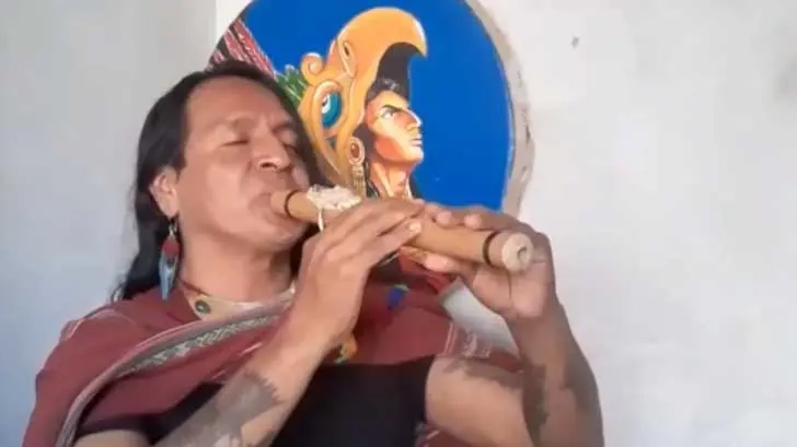 Aparece Quico andino; acompaña al Chavo del 8 metalero en memes