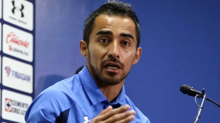 Rafael Baca sería baja de Cruz Azul por Covid-19