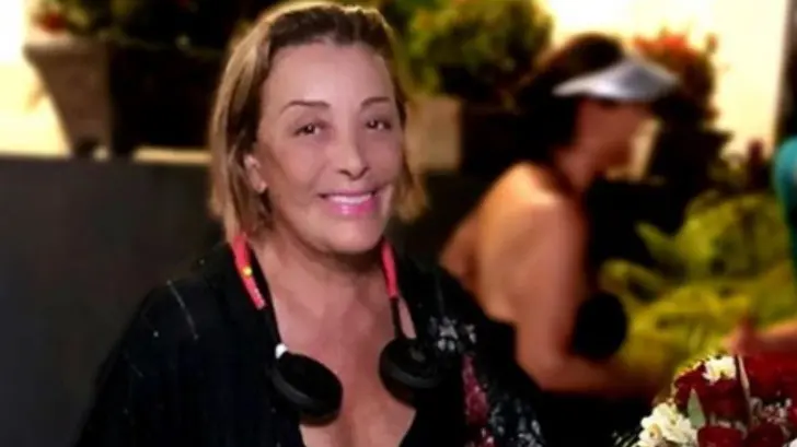 Stephanie y Michelle Salas celebran los 70 años de Sylvia Pasquel