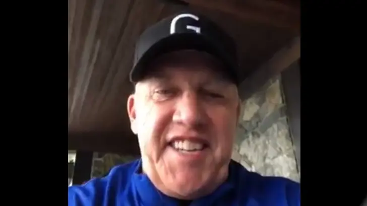 John Elway da positivo por Covid-19