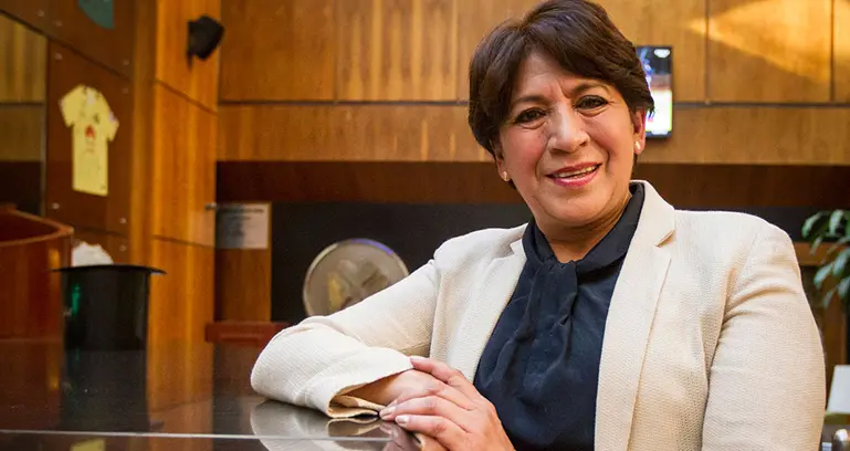 El currículum de Delfina Gómez