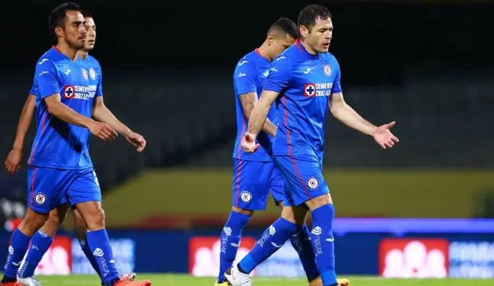 Cruz Azul reaparece después de la épica cruzazuleada