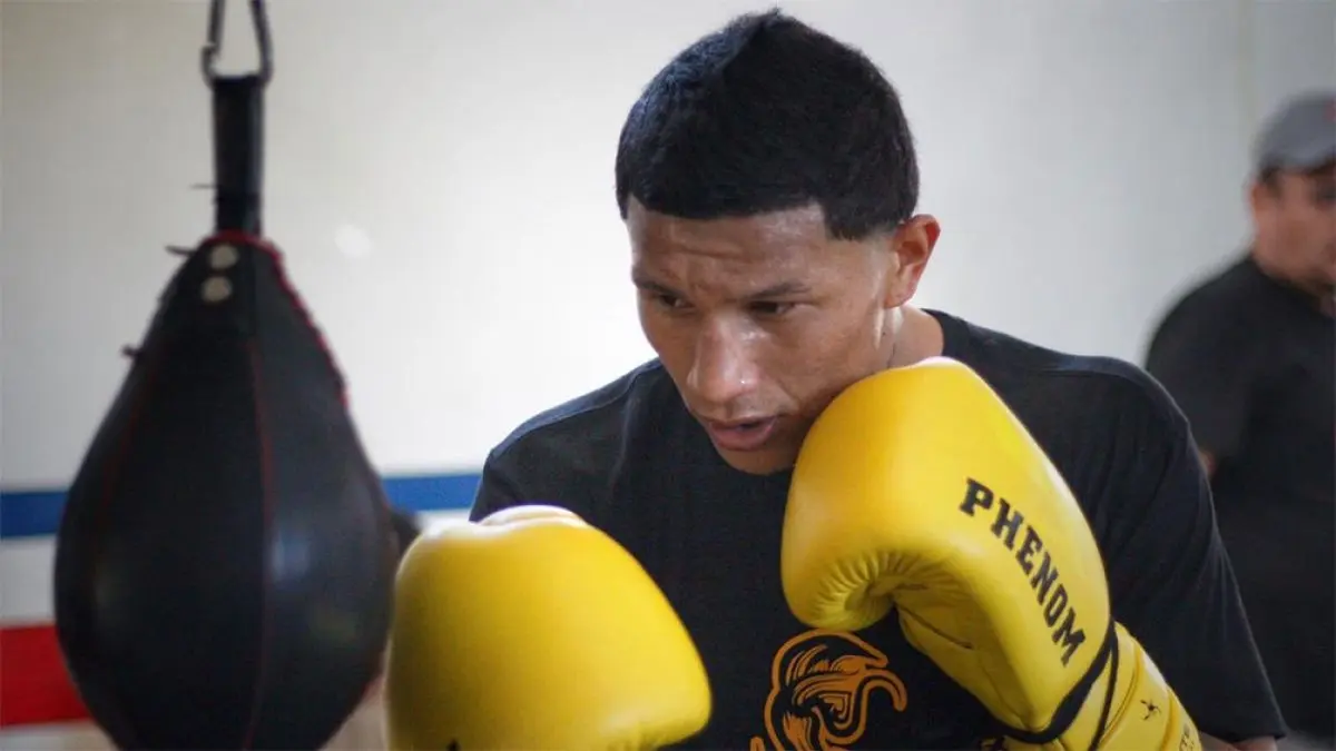 Miguel “Alacrán” Berchelt se sigue preparando para enfrentarse a Óscar Valdez en febrero