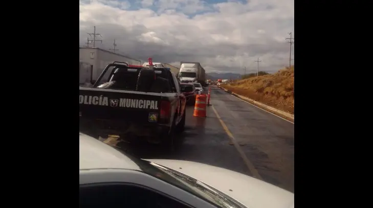 Carretera federal 2 podría permanecer cerrada hasta el miércoles por nevadas