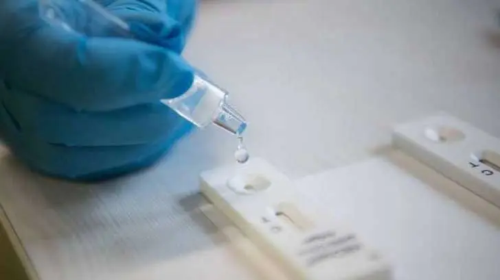 Secretaría de Salud actualiza sus protocolos para buscar Omicron, nueva variante de Covid