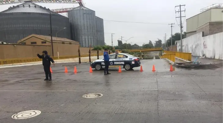 ¡Precaución! Se inunda desnivel de la calle 200 en Obregón
