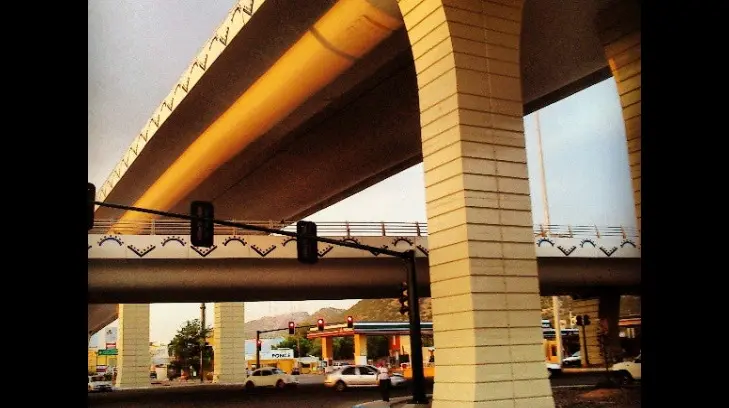 ¿Cuánto podría obtener el Ayuntamiento con las concesiones bajo puentes?