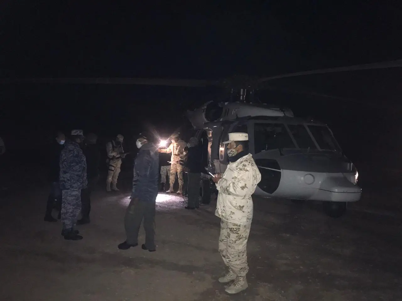 ¡Llegan en helicóptero las vacunas a Nogales!