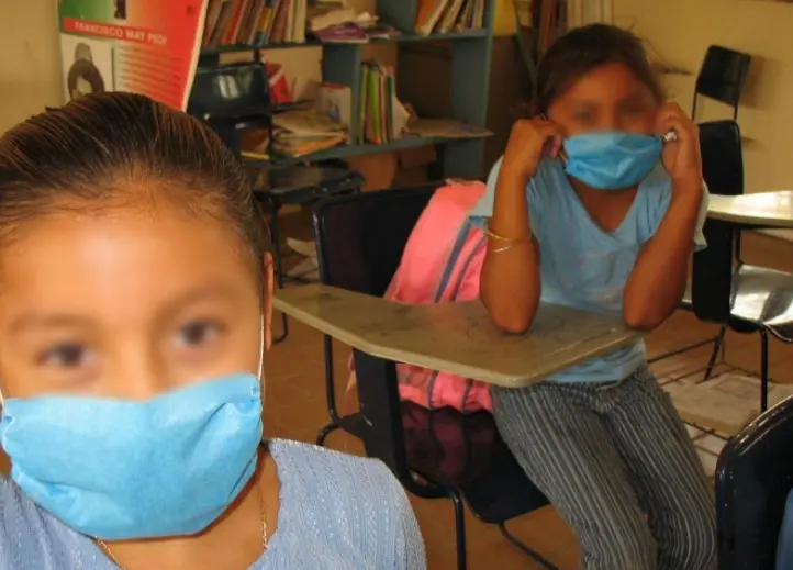 ¡Mucho ojo! Es vital que los niños también usen cubrebocas