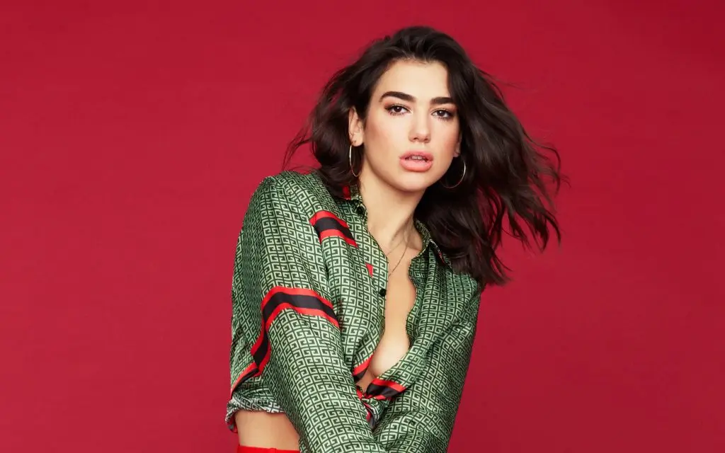 ¡Sigue en la cima! Dua Lipa ya prepara su nuevo proyecto