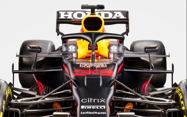 Este es el auto con el que correrá Checo Pérez con Red Bull