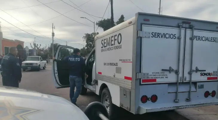 Albañil encuentra al velador muerto en una obra de construcción en Nogales