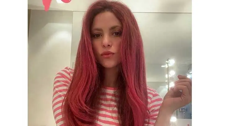 Nuevo look de Shakira despierta la nostalgia en sus seguidores